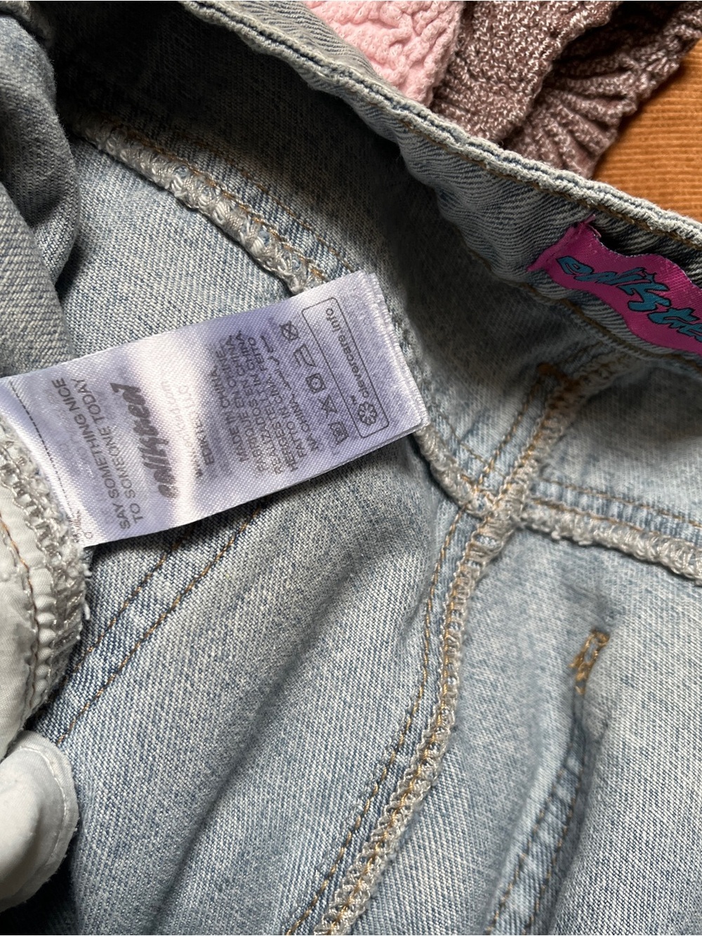 $98 Edikted Wide Leg Baggy Denim Jeans Pink Bows on Pockets Size Medium - Picture 8 of 10